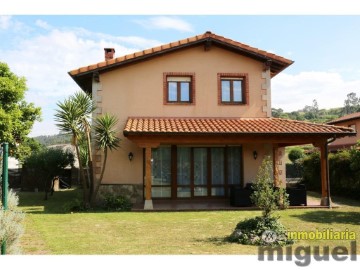 House 3 Bedrooms in San Vicente de la Barquera