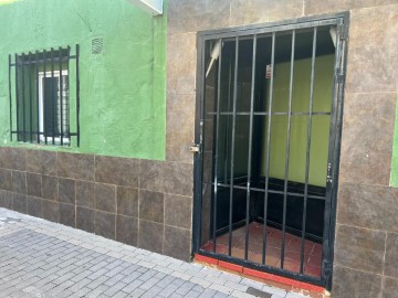 Commercial premises in Casco Antiguo