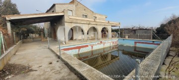 House 6 Bedrooms in Alguaire
