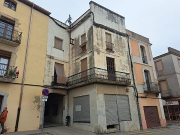 Edificio en Pages de Baix