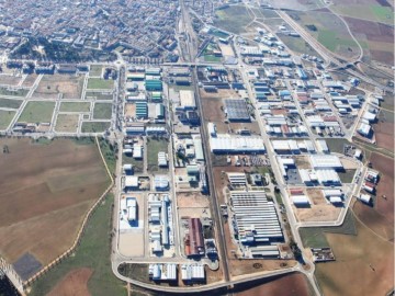 Bâtiment industriel / entrepôt à Poligon Industrial