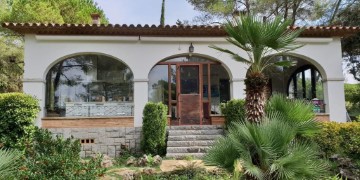 House 3 Bedrooms in Begues