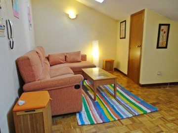 Apartment 1 Bedroom in Castrovido