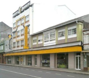 Edificio en Carballo (San Xoán)