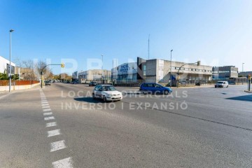 Nave en Sant Narcís