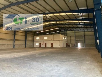 Industrial building / warehouse in Leciñena