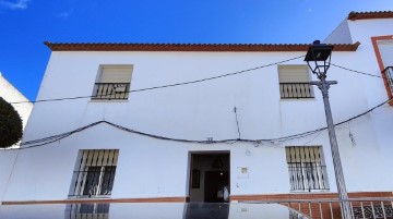 Casa o chalet 5 Habitaciones en El Almendro