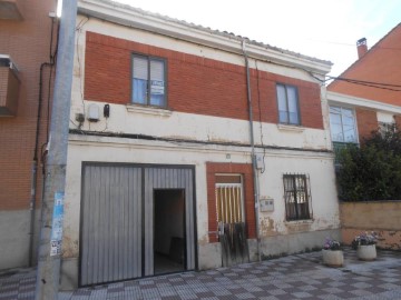 Casa o chalet 6 Habitaciones en Navatejera