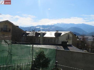 House 4 Bedrooms in La Seu d'Urgell