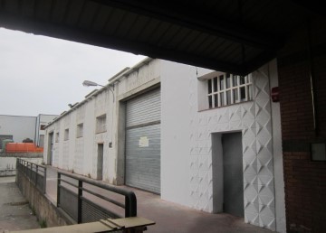 Industrial building / warehouse in Can Fatjó