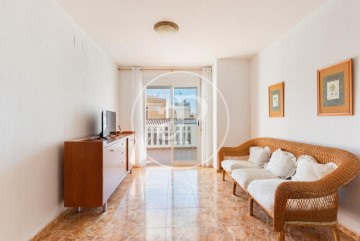 Apartment 3 Bedrooms in Playa de Chilches