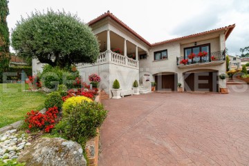 Casa o chalet 5 Habitaciones en Chaín (Santa María P.)