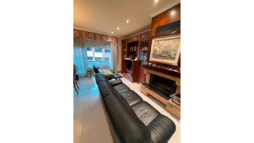 House 3 Bedrooms in Grao Park