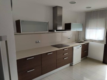 Apartment 5 Bedrooms in Pocafarina