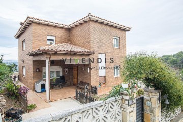 Maison 4 Chambres à Sant Andreu de la Barca