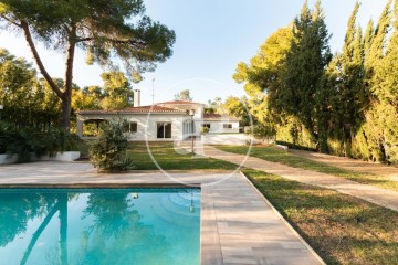 Maison 5 Chambres à El Bosque