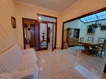 House 6 Bedrooms in Av Ribera Baixa