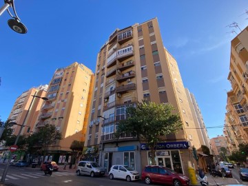 Piso 4 Habitaciones en Altamira - Oliveros - Barrio Alto