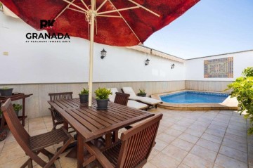 House 6 Bedrooms in Los Pajaritos - Plaza de Toros