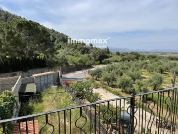 House 7 Bedrooms in Marçà