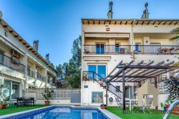House 3 Bedrooms in Sant Ramón