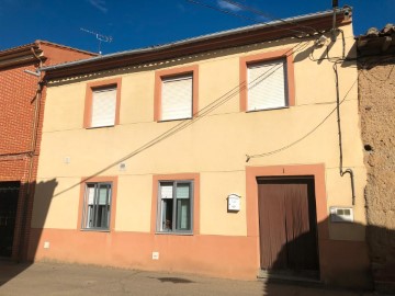 Casa o chalet 3 Habitaciones en San Cristóbal de Entreviñas