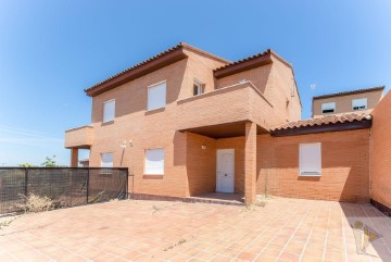 Casa o chalet 2 Habitaciones en Residencial Ontigola