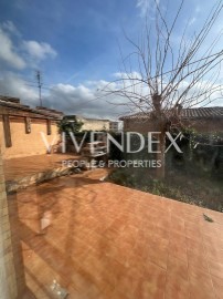 House 4 Bedrooms in Sant Vicenç dels Horts