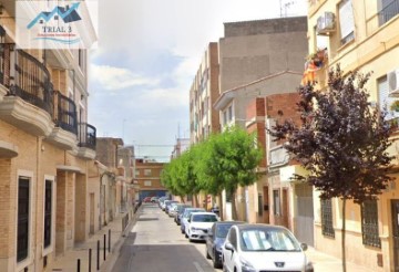 House 4 Bedrooms in Catarroja