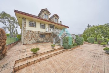 Casa o chalet 6 Habitaciones en Corrada