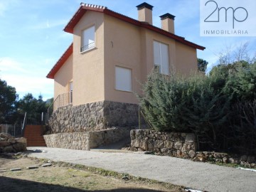 House 3 Bedrooms in Manzanares el Real