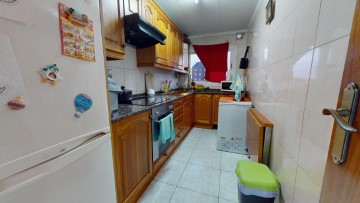 Apartamento 3 Quartos em Col-Legis Nou