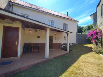 Casa o chalet 4 Habitaciones en Rois (Santa Mariña)