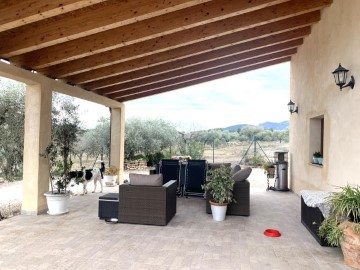 Country homes 3 Bedrooms in Rasquera