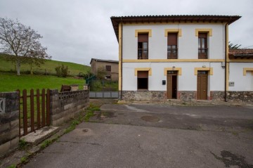 Casa o chalet 2 Habitaciones en Villaviciosa