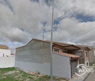 House 3 Bedrooms in Sonseca