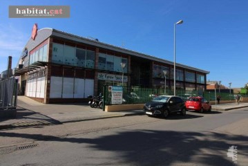 Commercial premises in Les Casernes - Sant Jordi