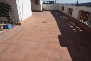 House 6 Bedrooms in Sant Vicenç dels Horts