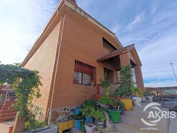 House 6 Bedrooms in Fuensalida