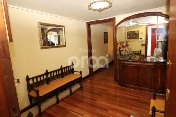 Apartment 3 Bedrooms in Zona Centro