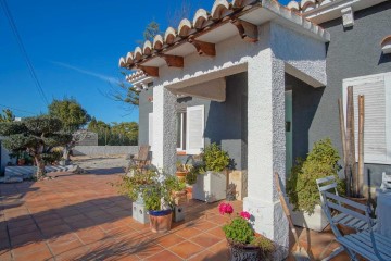 House 3 Bedrooms in els Poblets