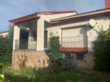 Casa o chalet 4 Habitaciones en Santa María del Tiétar