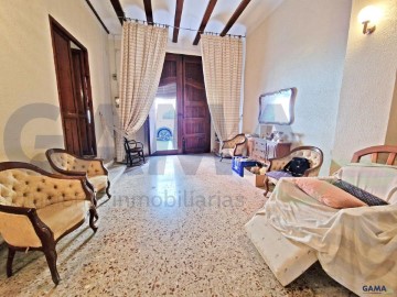 House 3 Bedrooms in Carcaixent