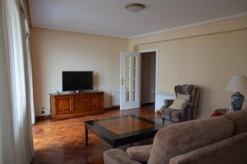 Apartment 4 Bedrooms in Carballo (San Xoán)