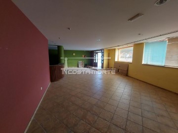 Commercial premises in Corcubion (San Marcos)