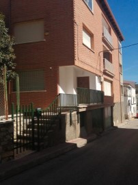 Apartment 3 Bedrooms in Villar del Olmo