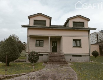 Casa o chalet 5 Habitaciones en Monte Longo (Santa Cristina)