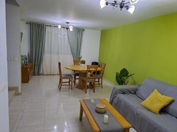 House 3 Bedrooms in Urbanización Peñascos