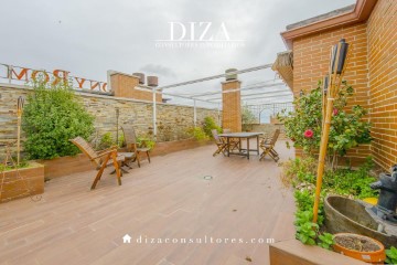 Duplex 4 Bedrooms in Tetuán