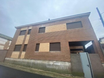 Edificio en Escalonilla